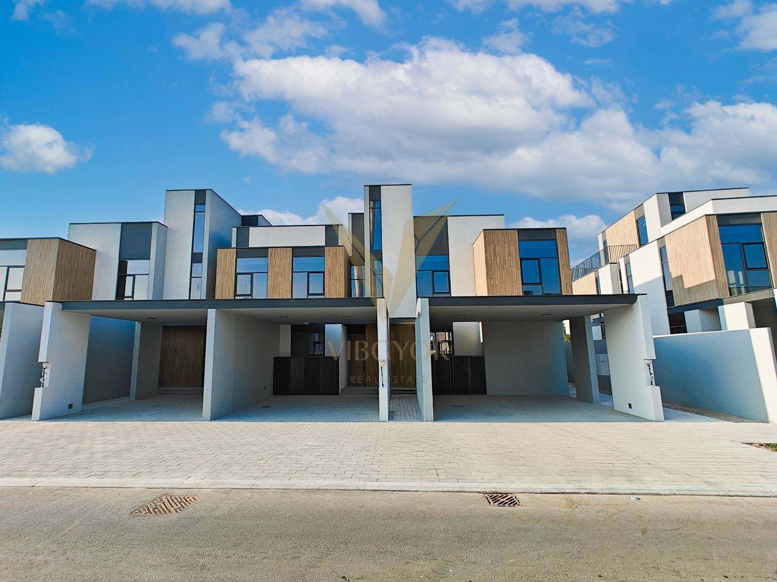 Spacious Super Corner 4 BR Home | Mudon Al Ranim 3