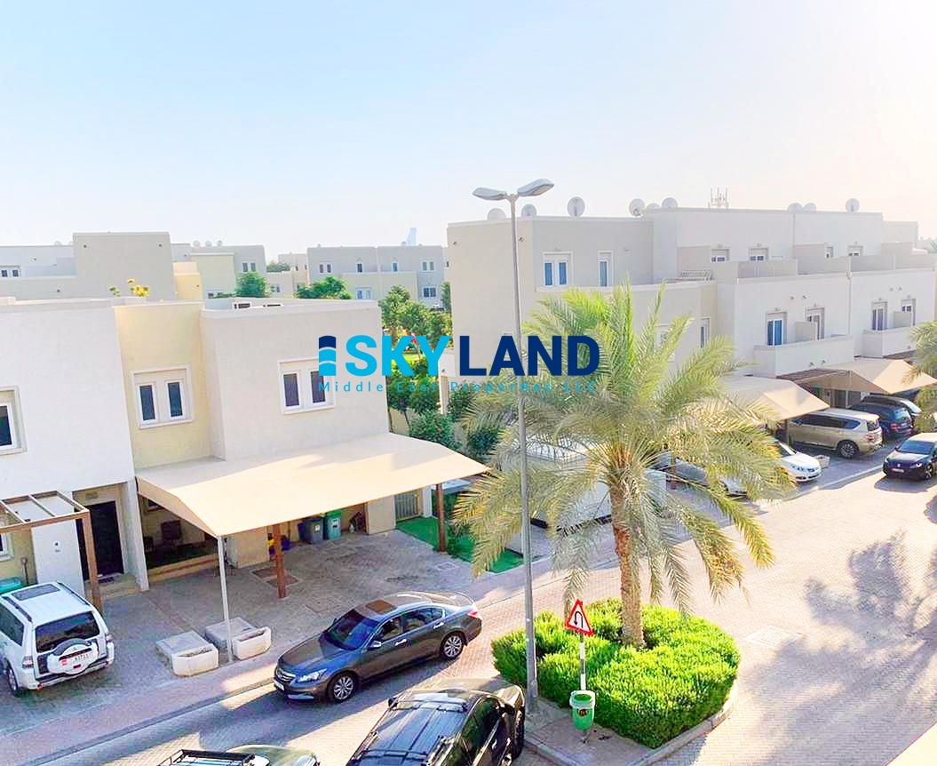 Single Row | 2 Bedroom + Storage | Private Garden | Great Location