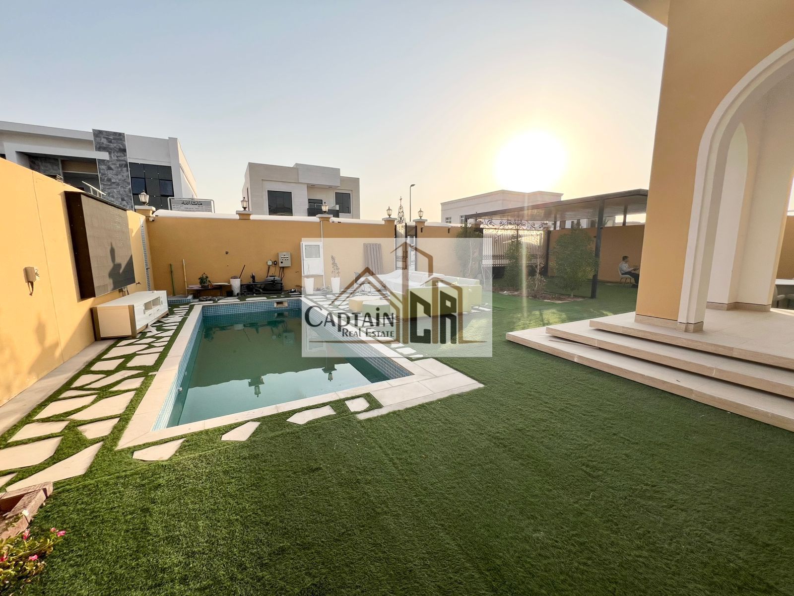Luxury 5BHK Villa For Rent with Majlis, Driver room, Private swimming pool