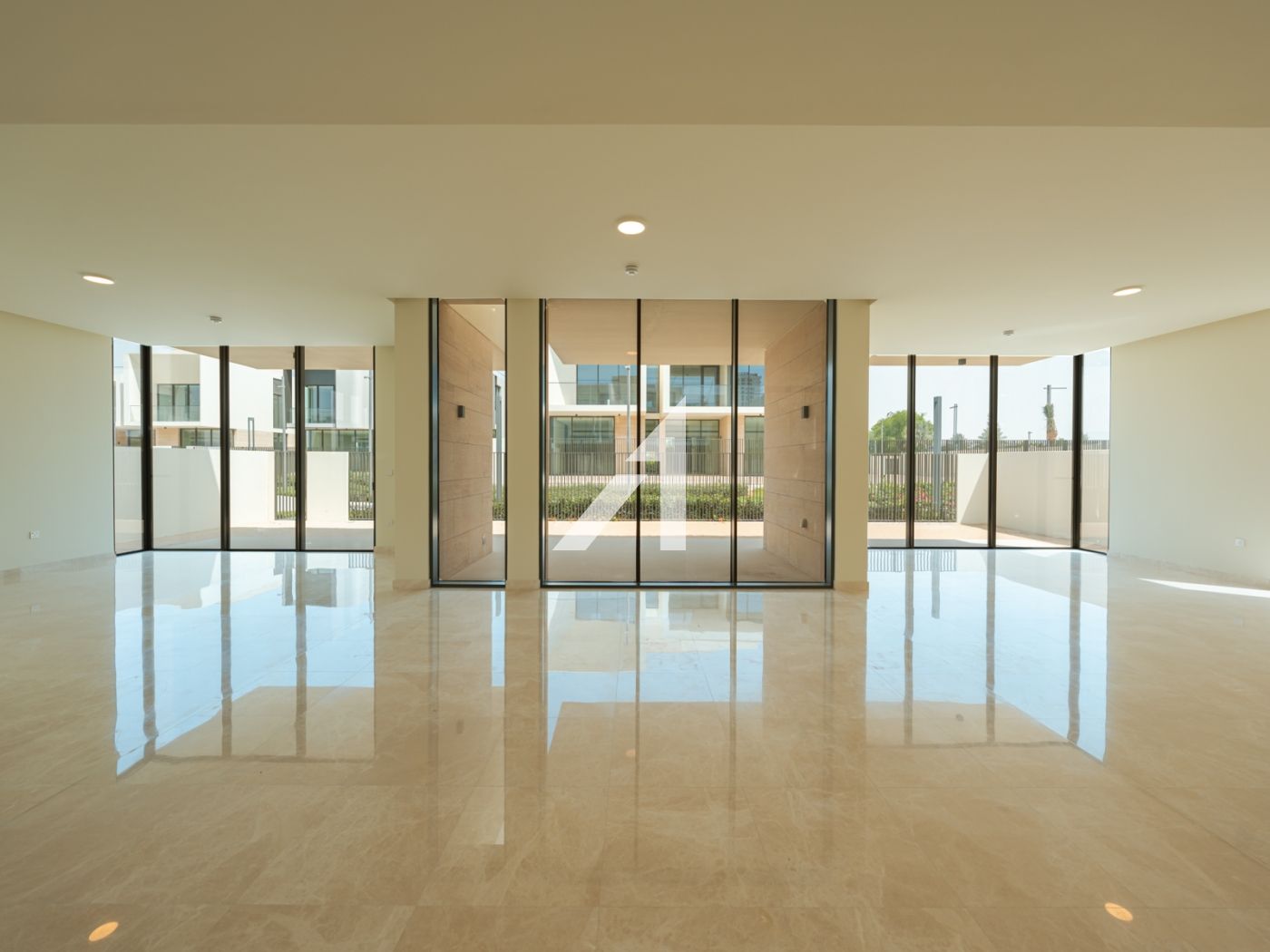 Multiple Exquisite Villas in Address Hillcrest