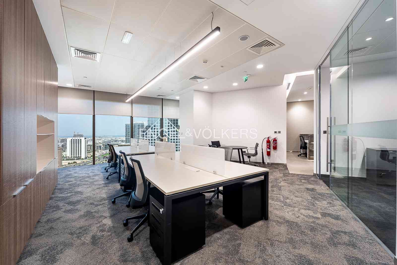 Vacant |High-End Furnished Office | 2 Parking