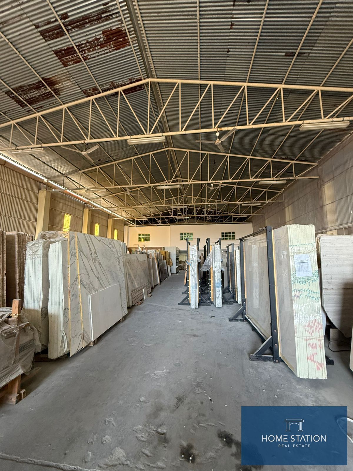 PREMIUM WAREHOUSE FOR RENT | 8300 SQFT | 4 CHEQUES