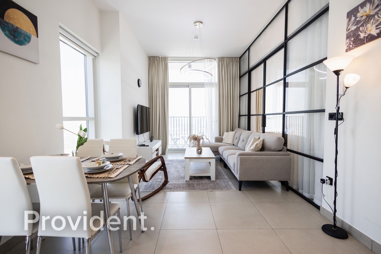 Fully Furnished | High Floor | Chiller Free