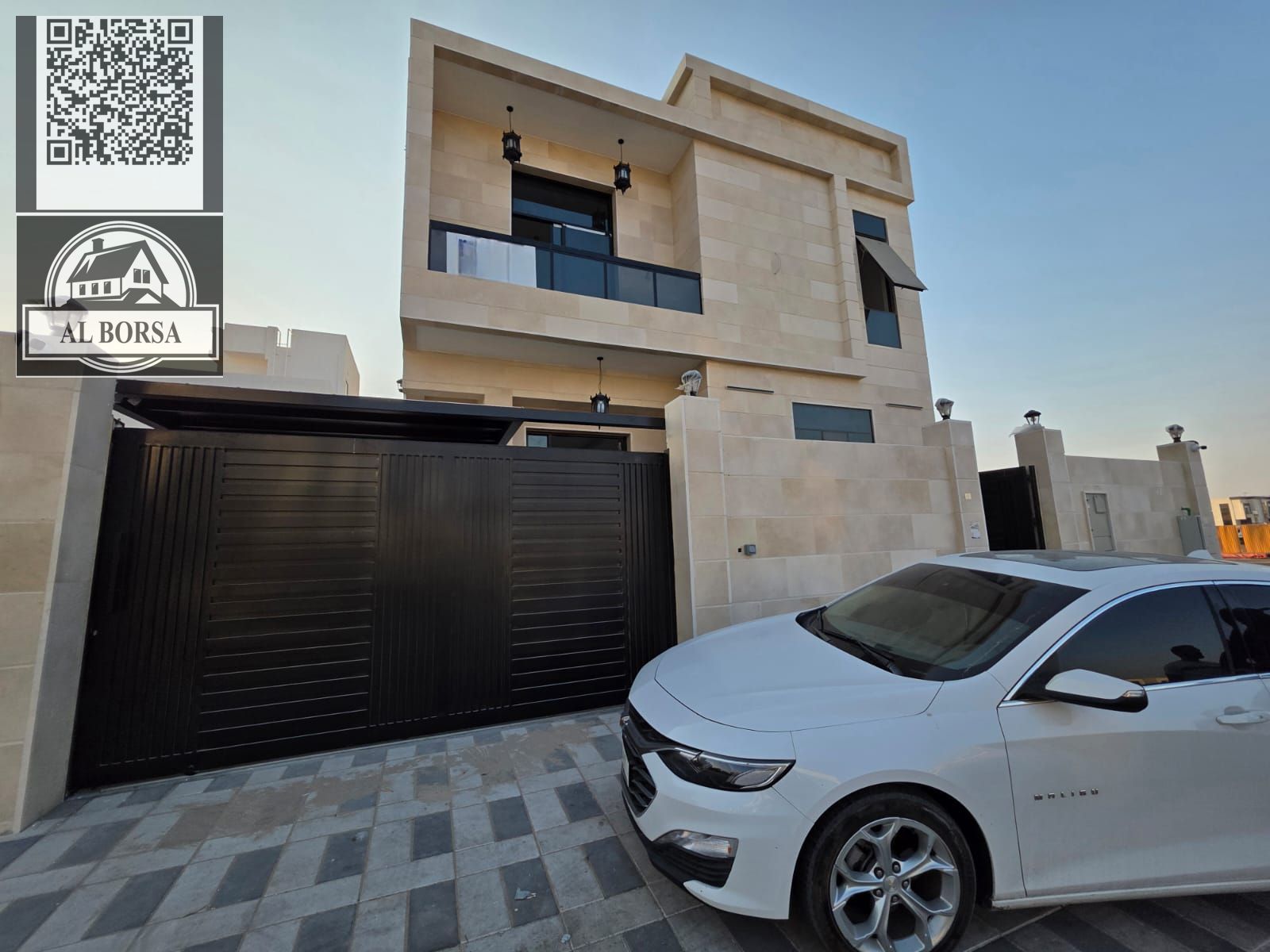 Villa for rent in Al Yasmin area, 5 master bedrooms, majlis, lounge, ground floor, first floor, and roof, with kitchen and maid's room.