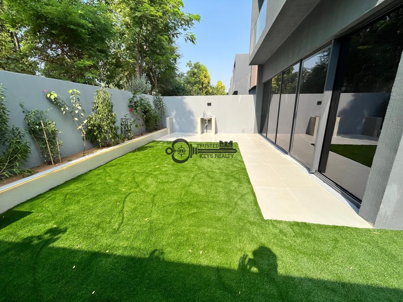 Elegant 3BR || Gated community || Fully landscaped