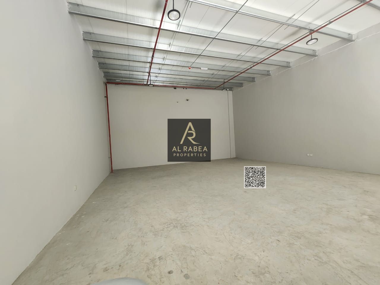 Spacious warehouse suitable for any commercial