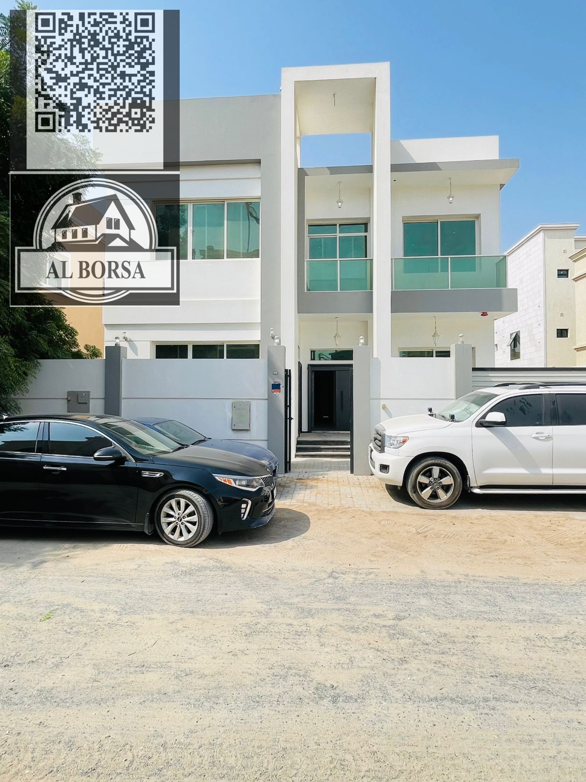 Villa for rent in Ajman Al Yasmeen on the corner of two streets, beautiful location, payment facilities