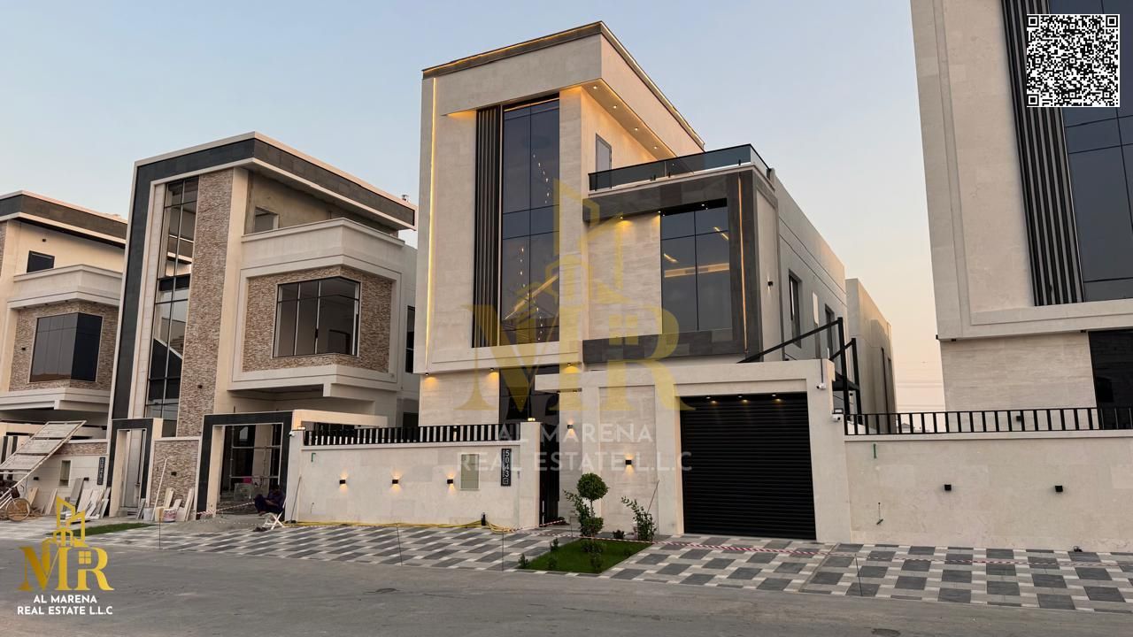 Unique design villa, behind park, 2 floors + roof, 5BR