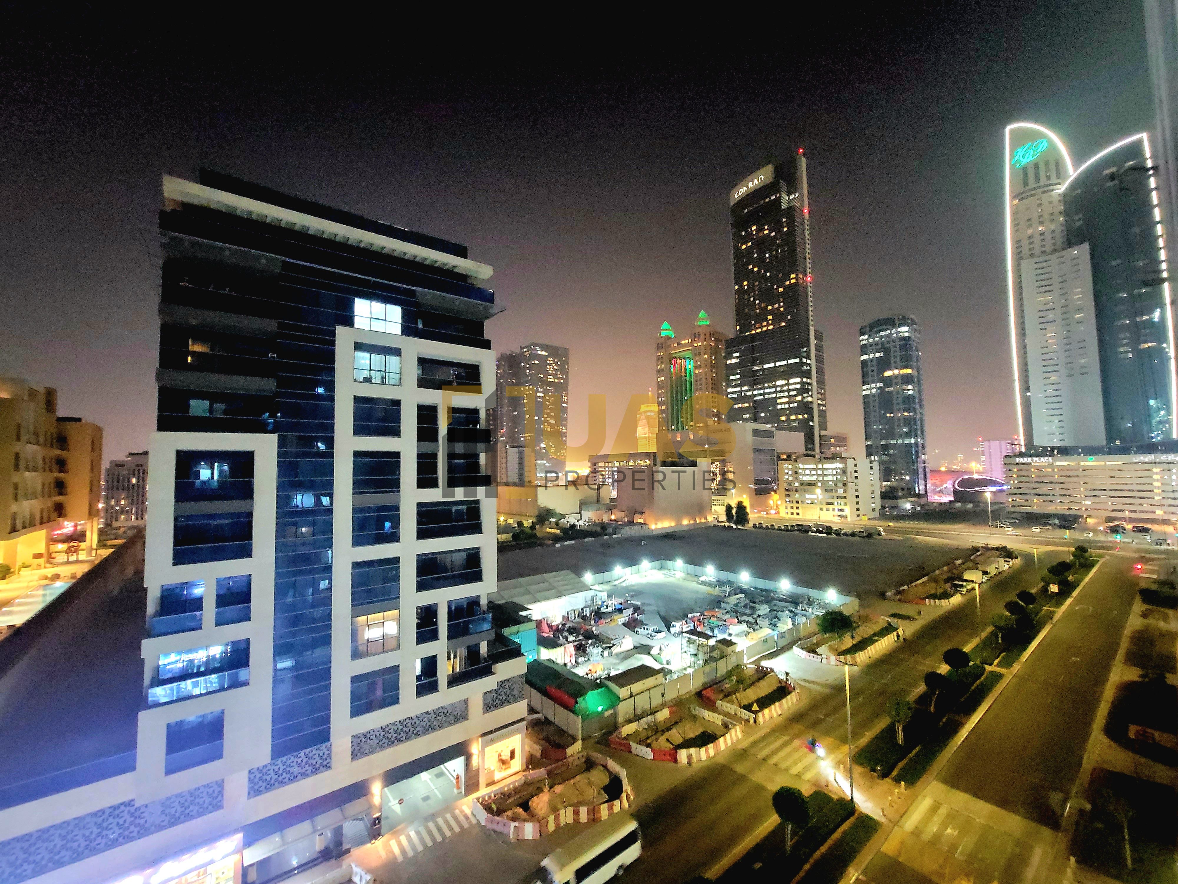 NEAR METRO 2BHK HUGE SIZE FULLY BRIGHT HOT UNIT