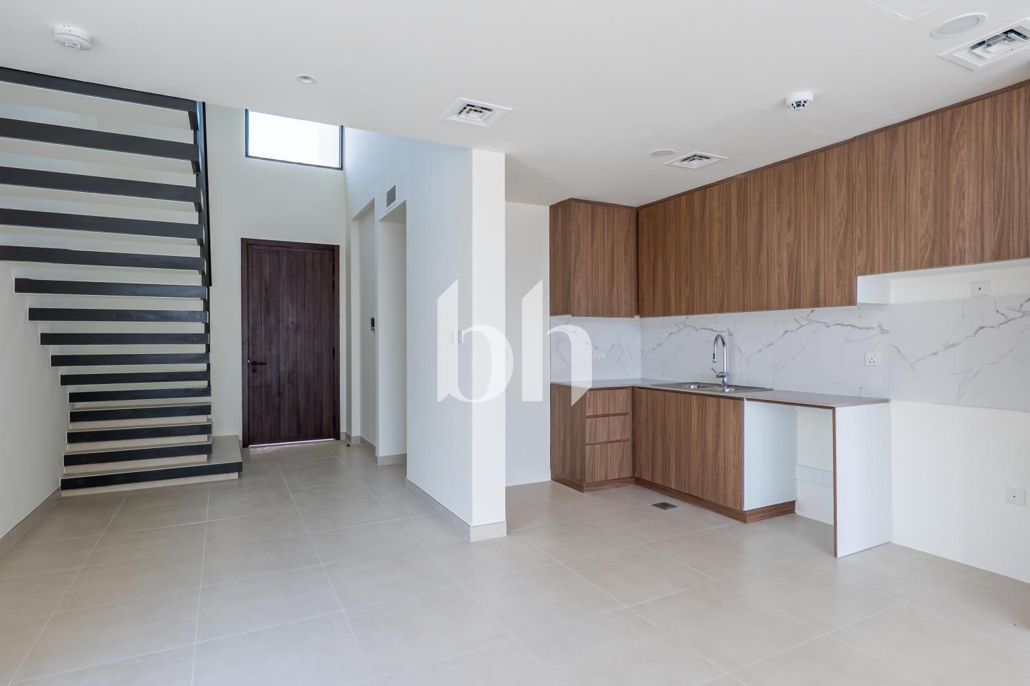 Bright And Spacious | Single Row | Brand New