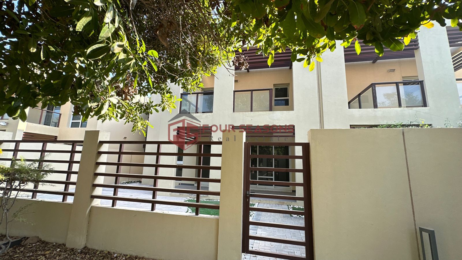 Elegant 3BR Malibu Villa | Maid Room & Study - Mina Al Arab