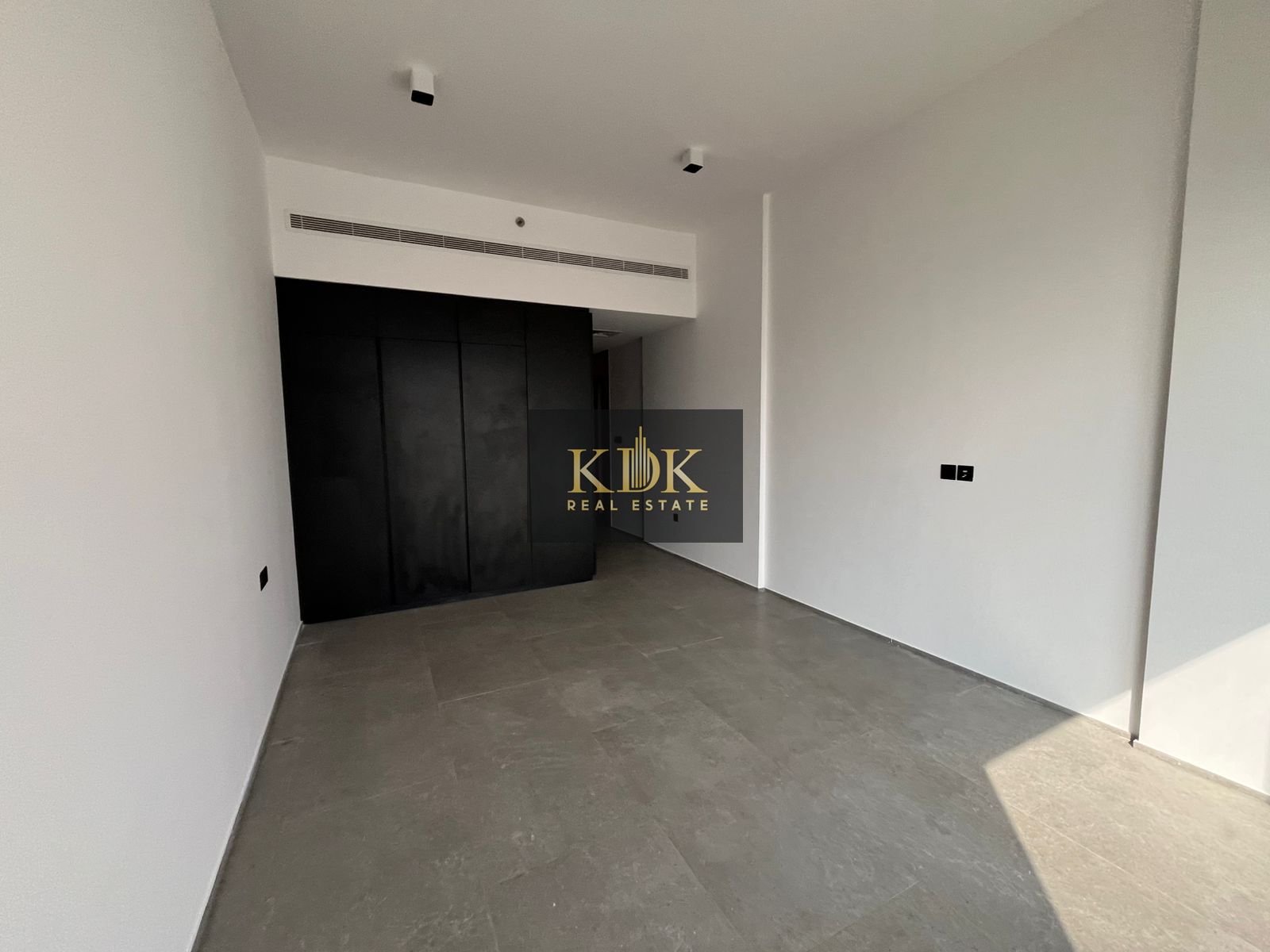 Road View | 2 BHK | prime Location | Call Now
