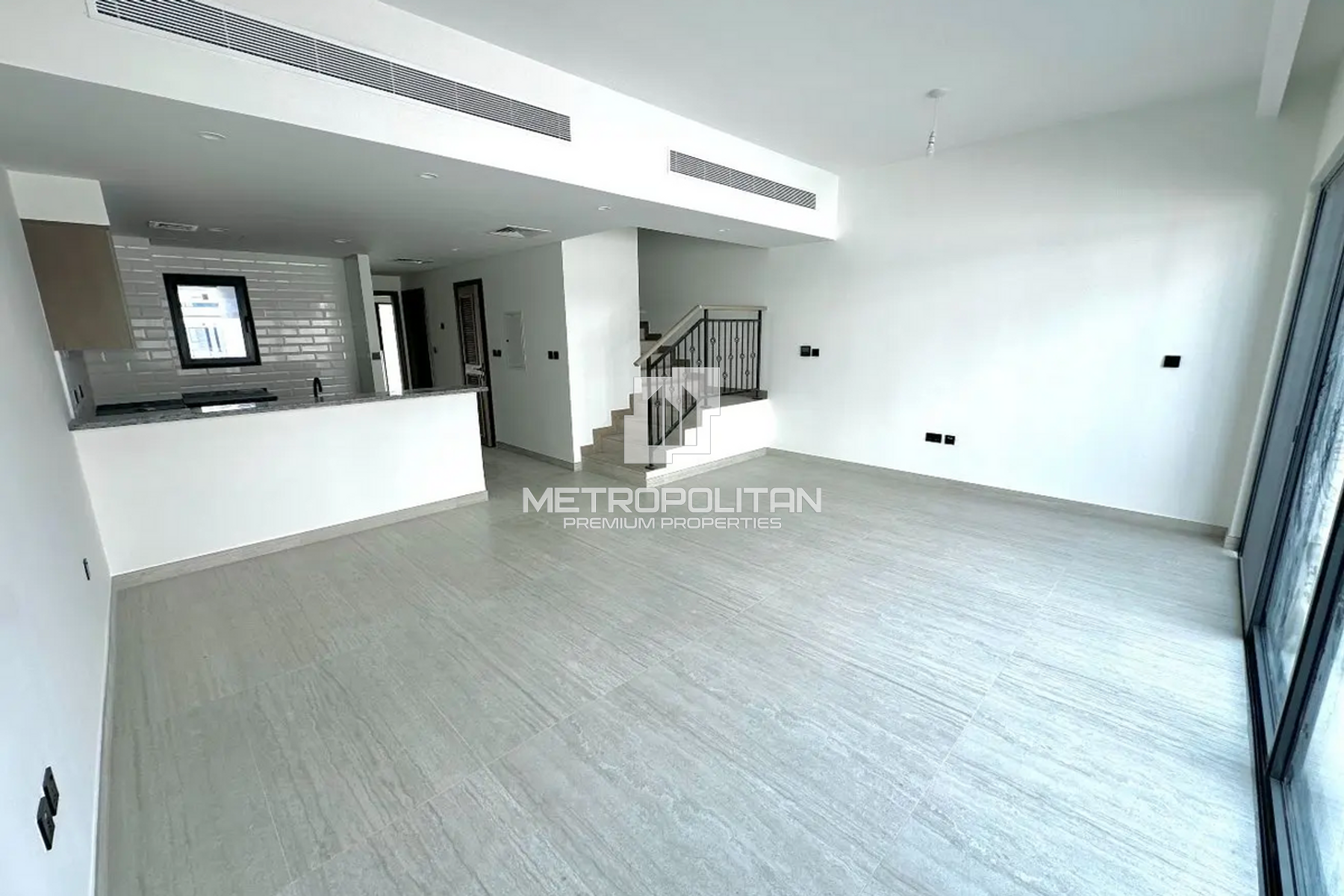 Spacious 4 Bedroom | Prime location | Unfurnished