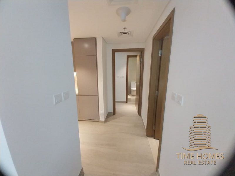 Unfurnished | Road and Pool View