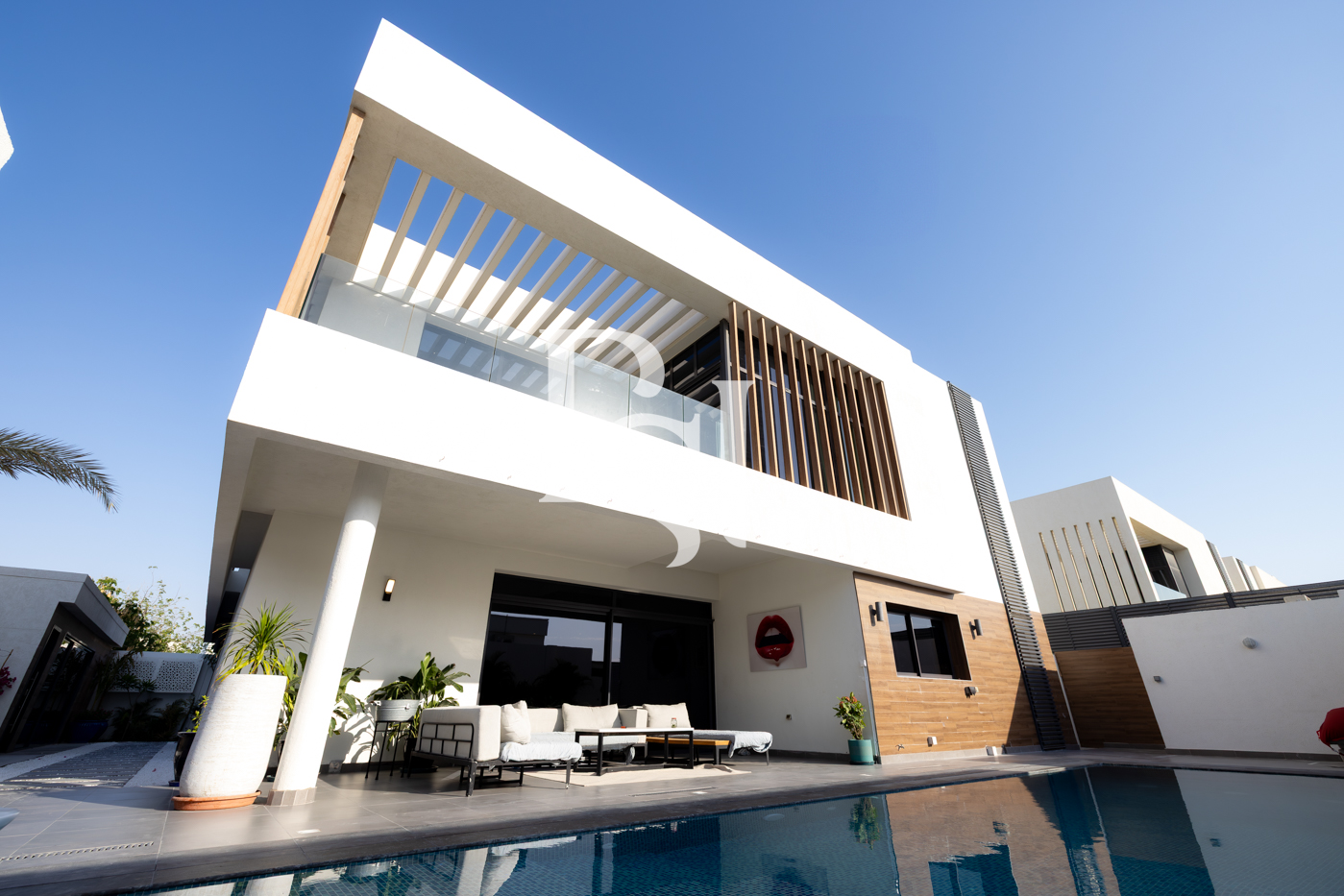 5BR+Maid Villa | Community Views | High ROI