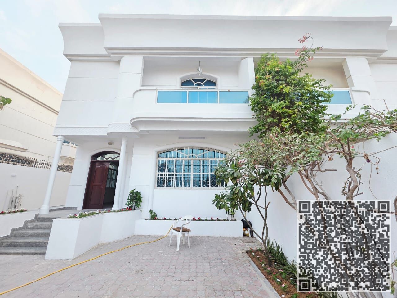 SPECIOUS BEAUTIFUL BIG VILLA 4 MASTER BEDROOMS VILLA AVAILABLE FOR RENT IN AL FISHT SHARJAH. . .