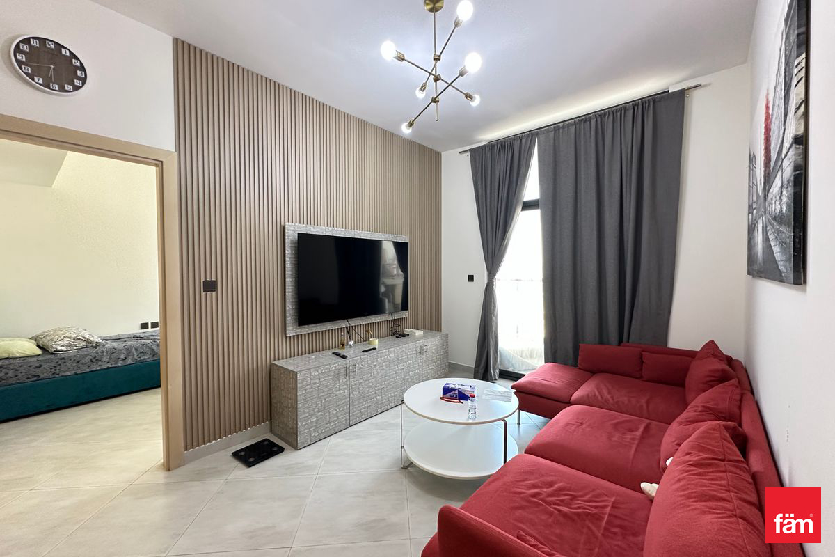 Fully furnished| High floor| 2 Car parking