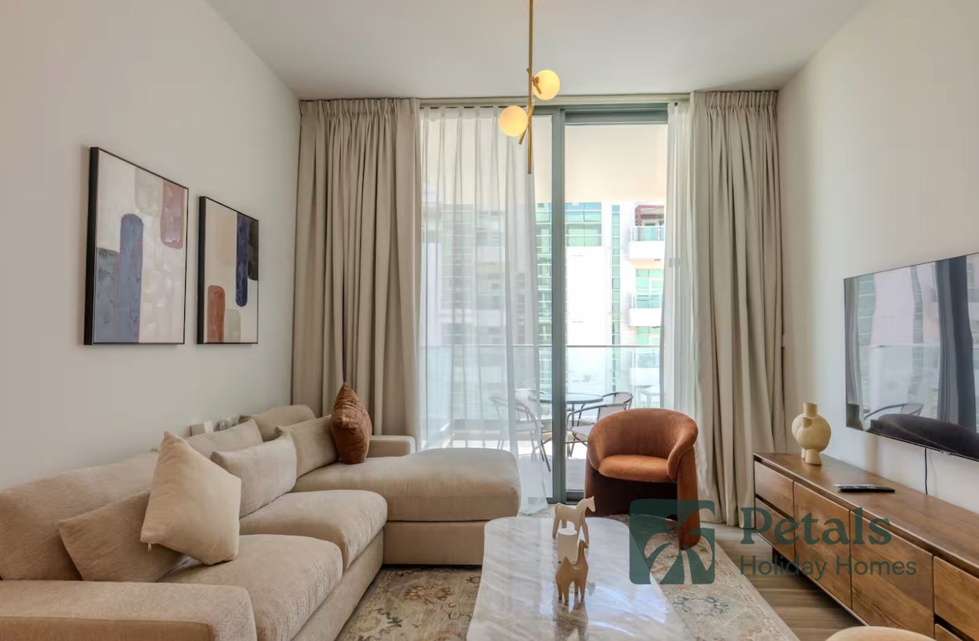 Modern Comfort Meets Boutique Elegance – Short-Term Stay at Belgravia Heights 2