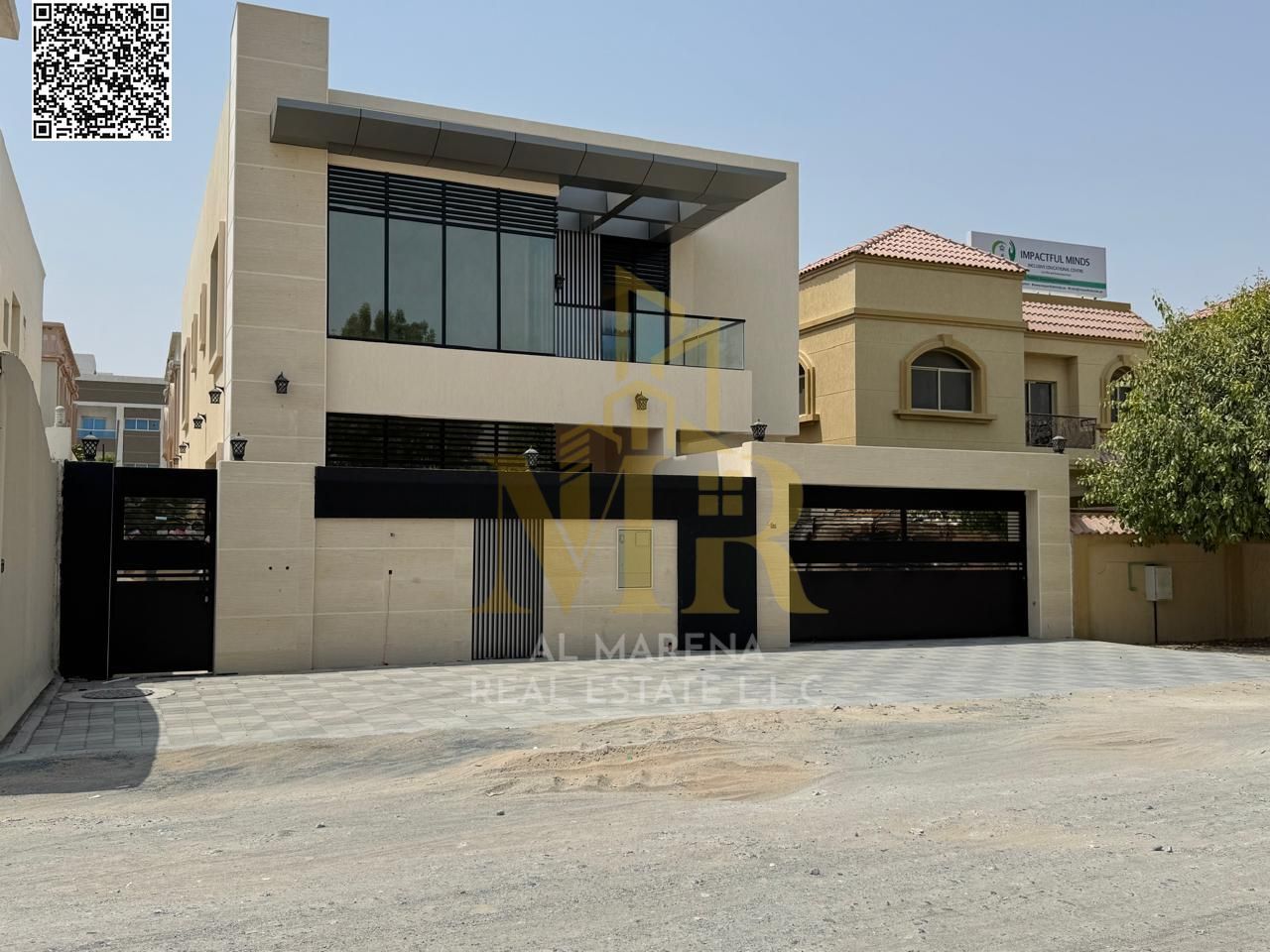 Take advantage of the exceptional opportunity to own a luxury villa with an elegant geometric design and an attractive price that includes air conditi