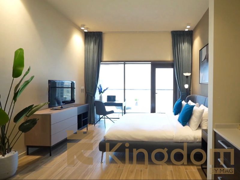 FULLY FURNISHED | ELEGANT | SPACIOUS AND BRIGHT