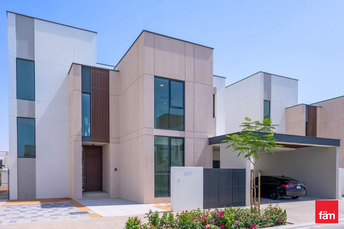 Exclusive 5BR/Prime Location/Overlooking Main Park
