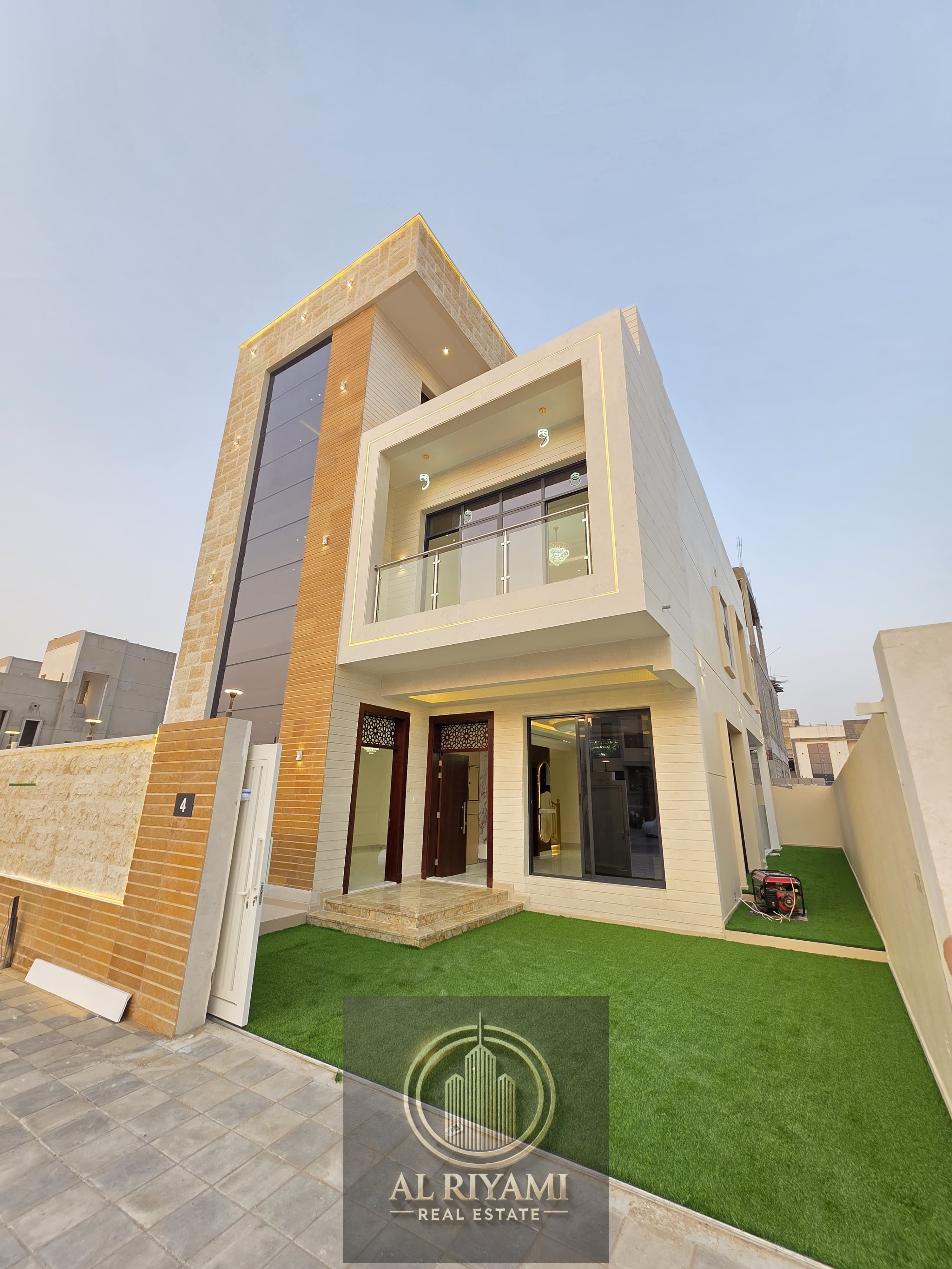 For Sale – Luxury 6-Bedroom Villa with Private Pool and Walk-In Closets in Ajman