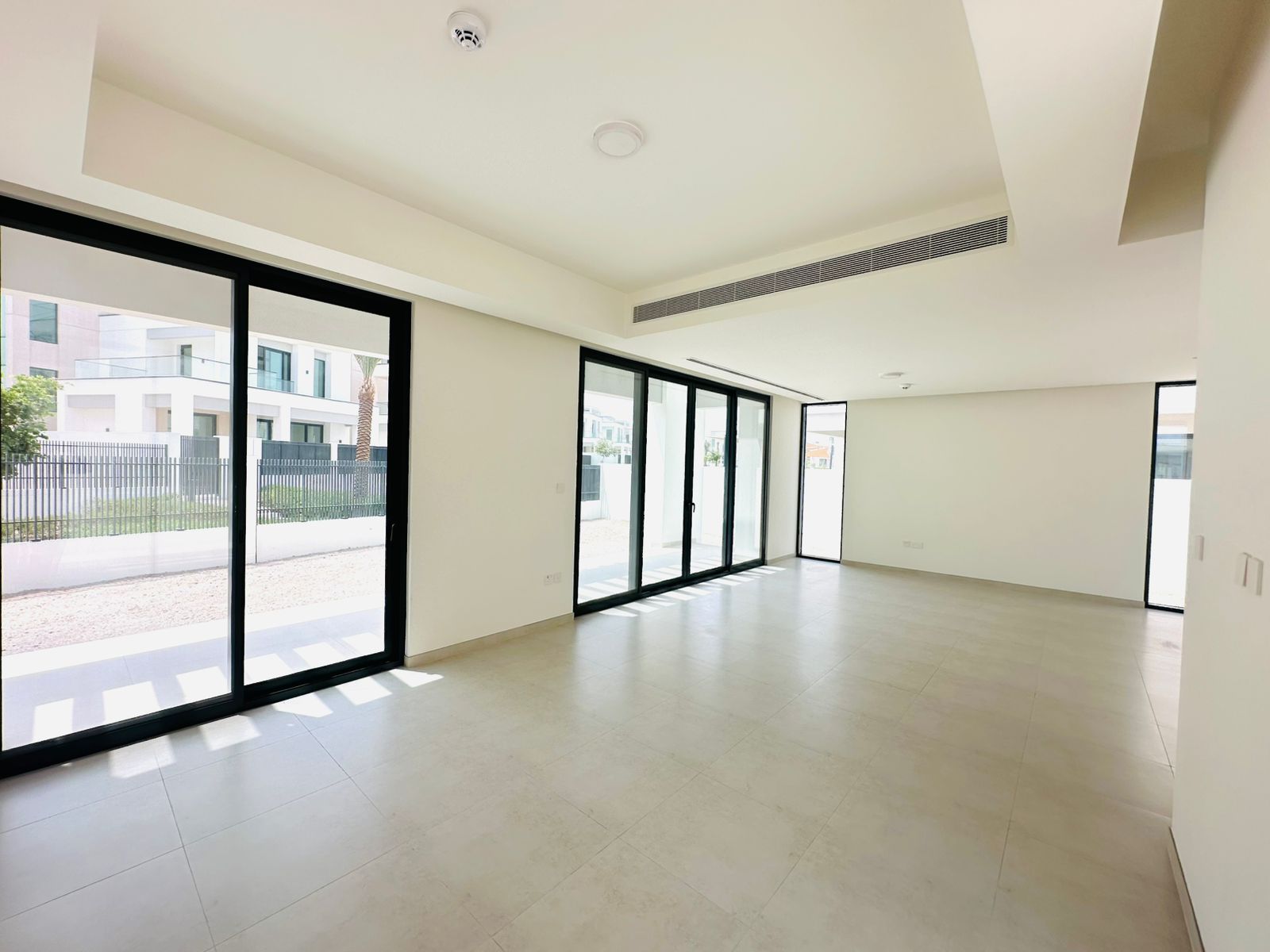 Brand new Villa Luxury | Vacant