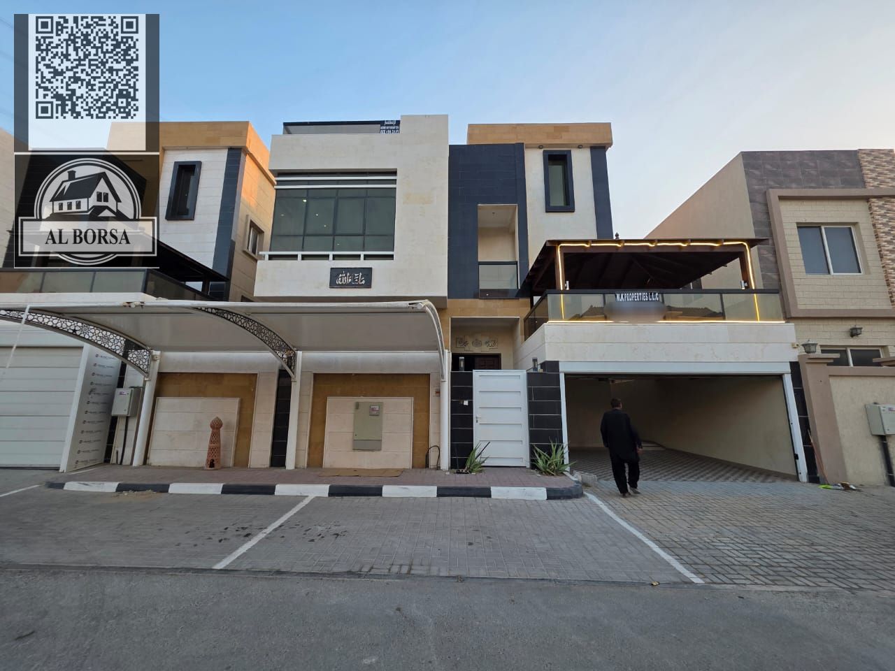 Villa for sale in Al Helio 2, Ajman - 4 master bedrooms and a large family room with a layout - electricity and water fees included