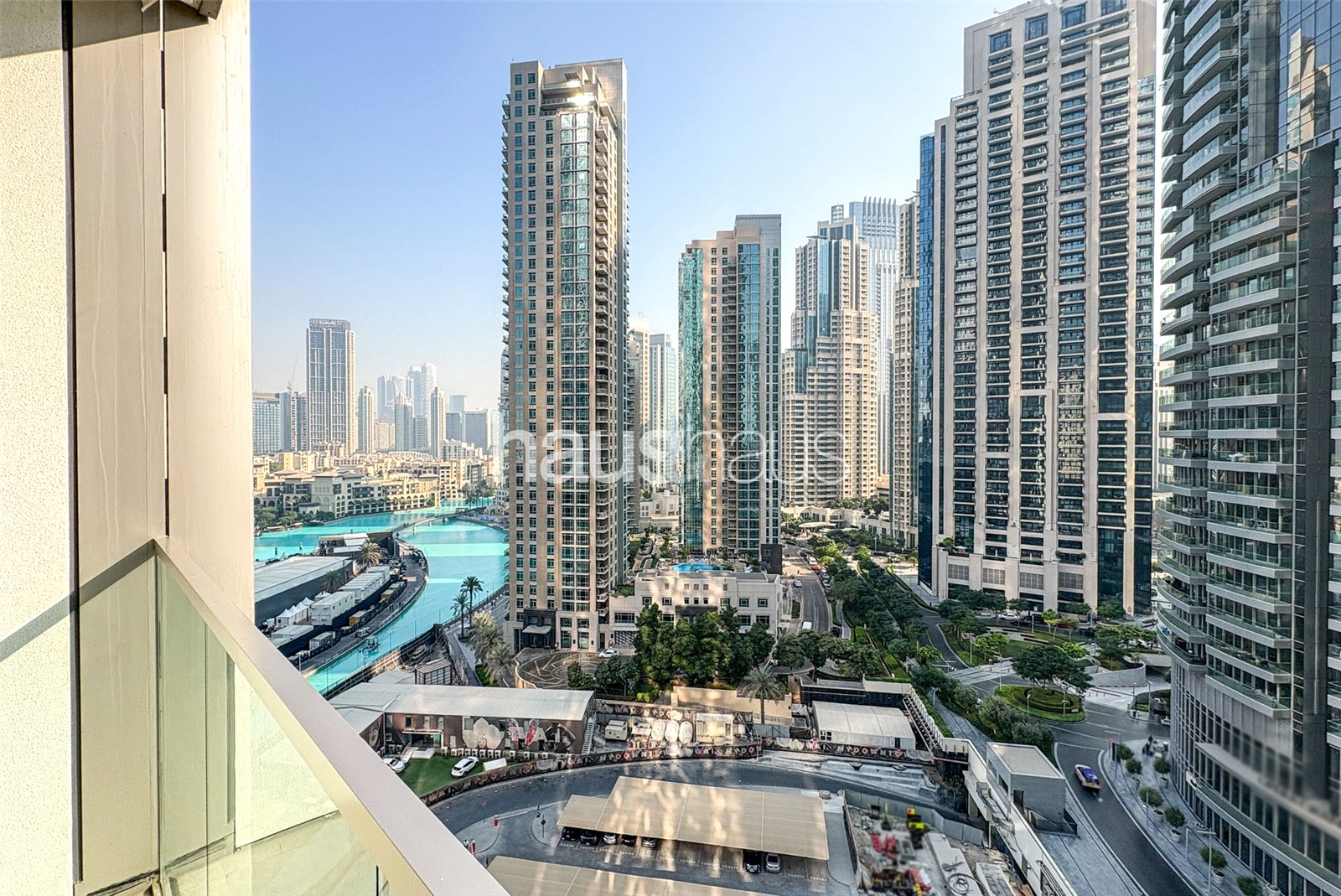 Spacious Layout | Modern Finish | Fountain View
