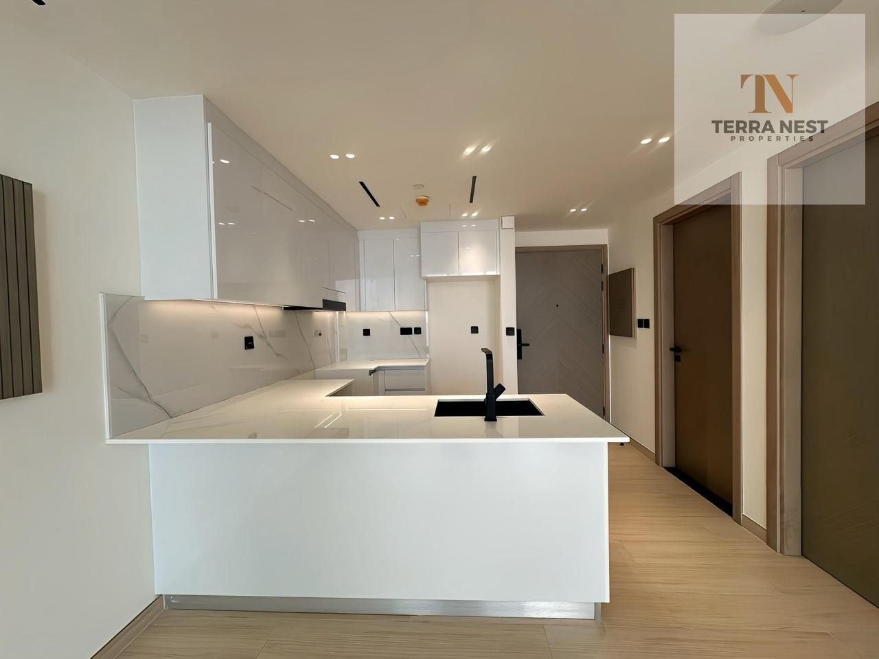 ELEGANT 1 BR | HIGH FLOOR | MARINA VIEW | SPACIOUS