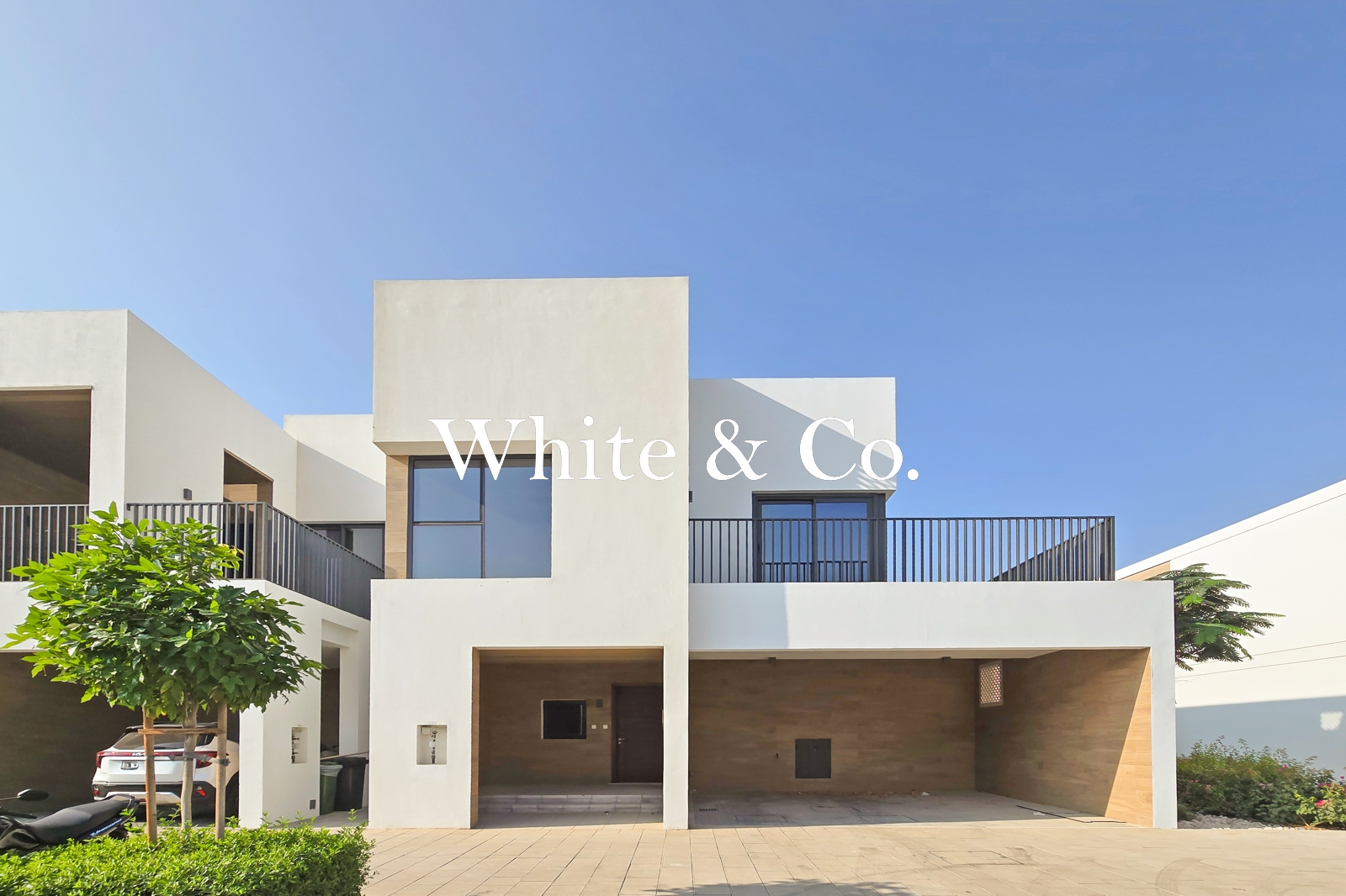 Vacant | Large Layout | Perfect location