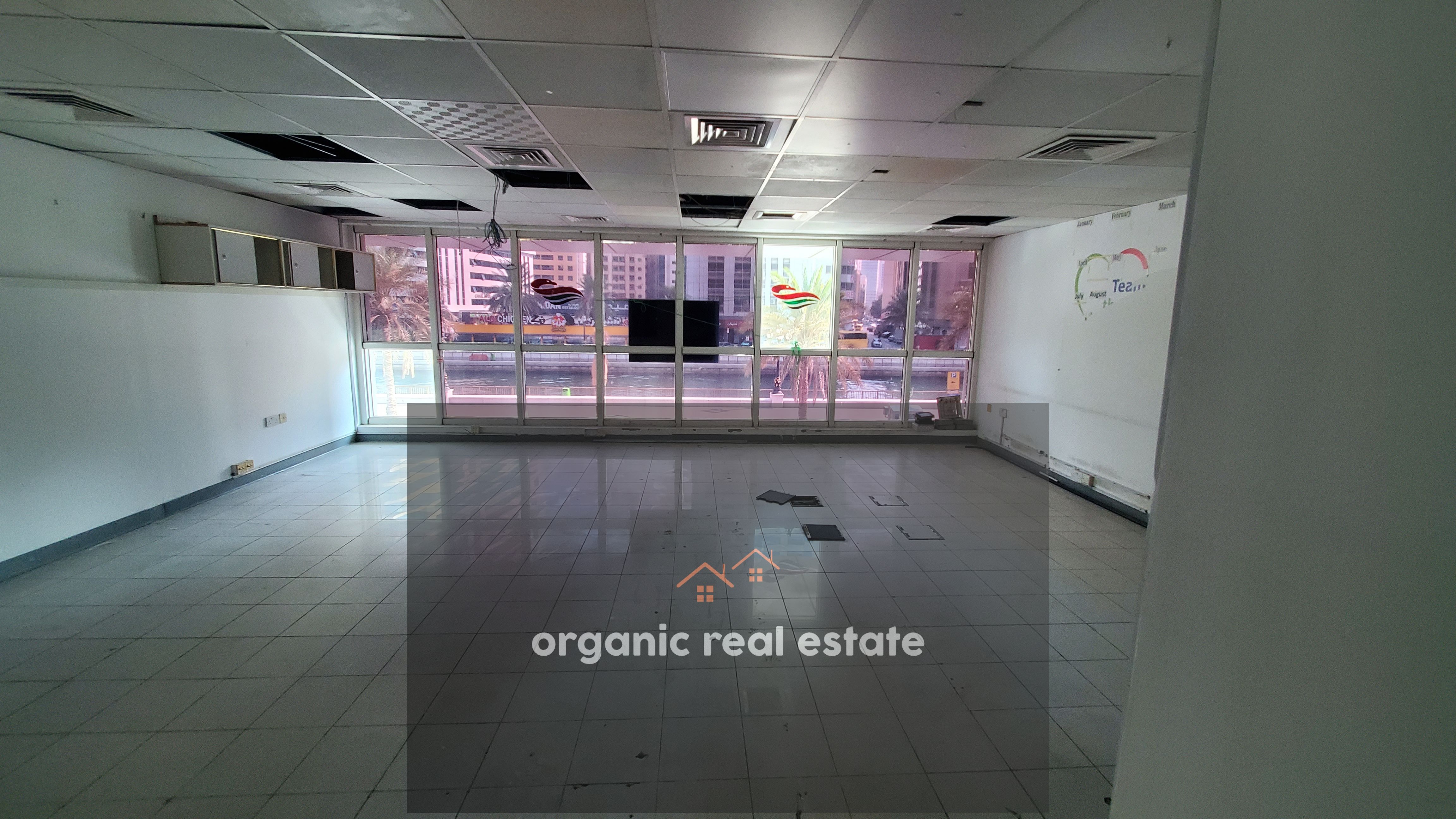 Chiller Free-Office 1600 SQFT Full Fitted Office