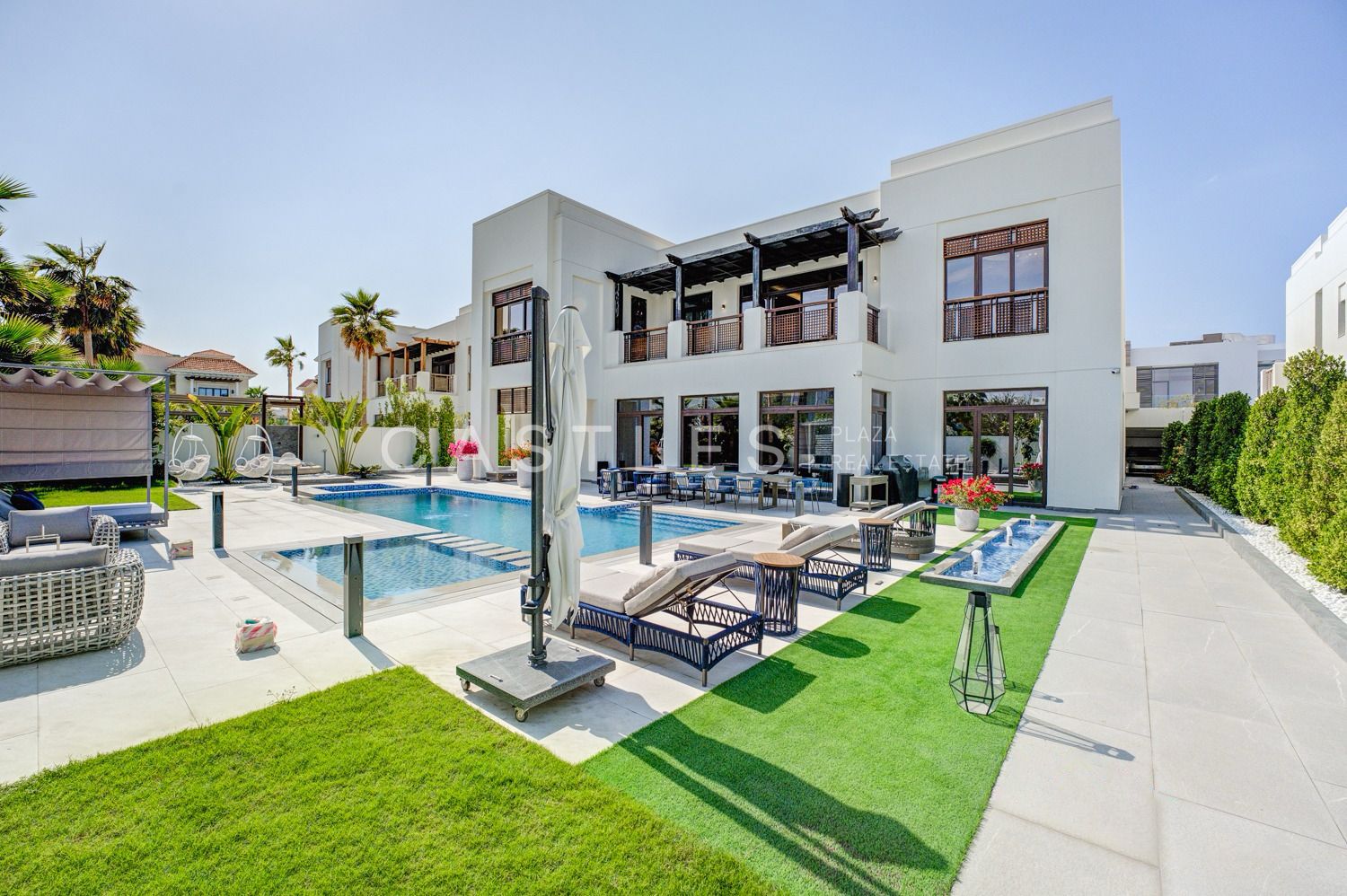 Ultra-Luxury | Fully Upgraded | Private Lift