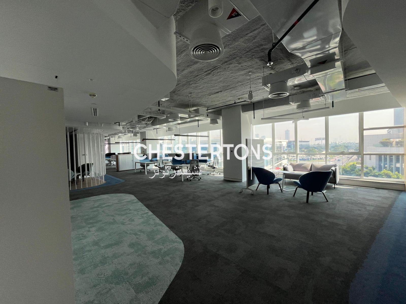 NO AGENT | Fitted & Furnished | Partitions