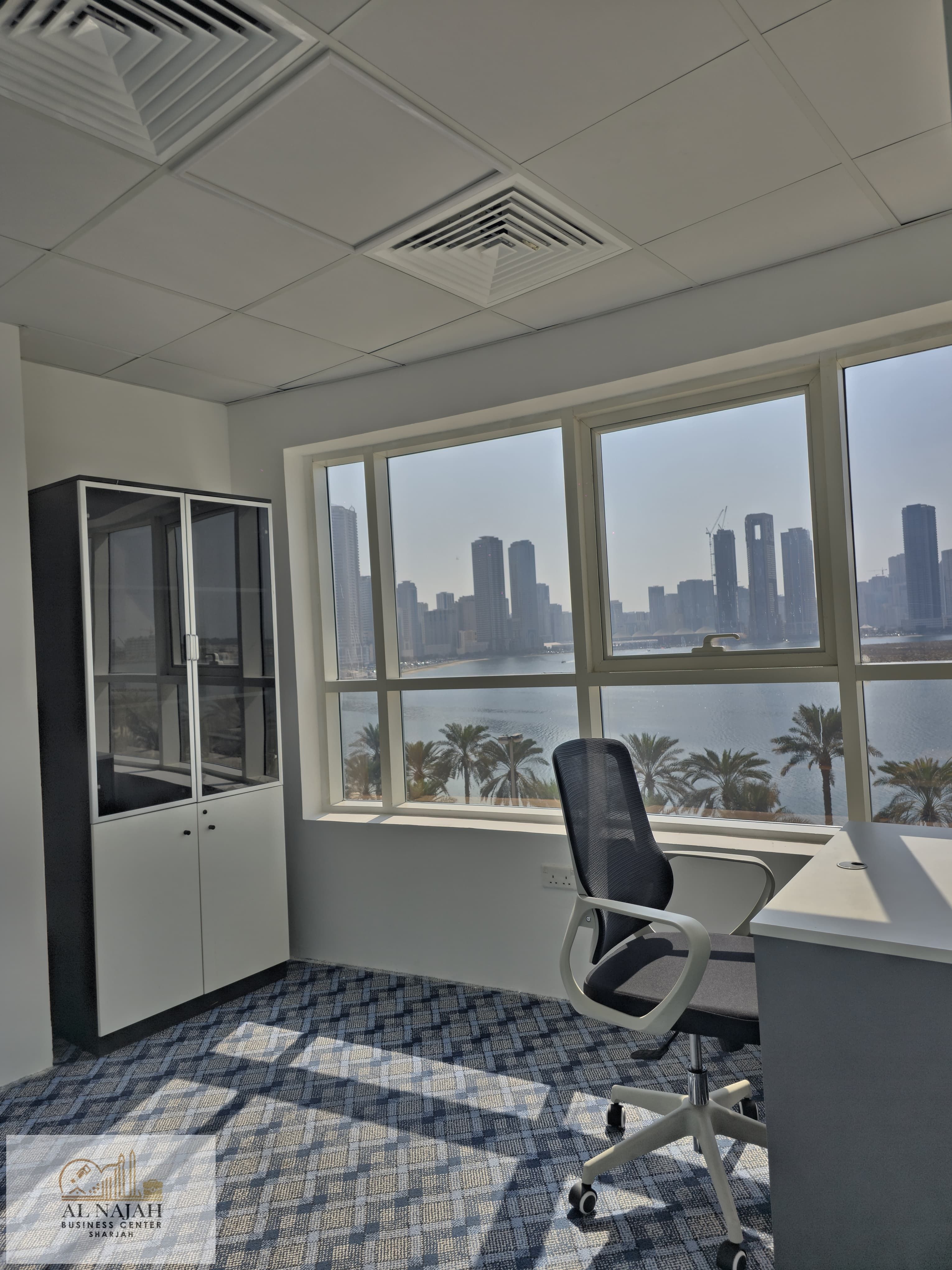 Premium Private Office, Flexi Desks & Virtual Ejari Mainland Sharjah – Direct From Owner Corniche View