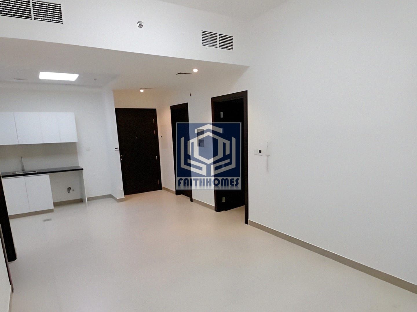 Spacious 2BR | Unfurnished | Prime Layout