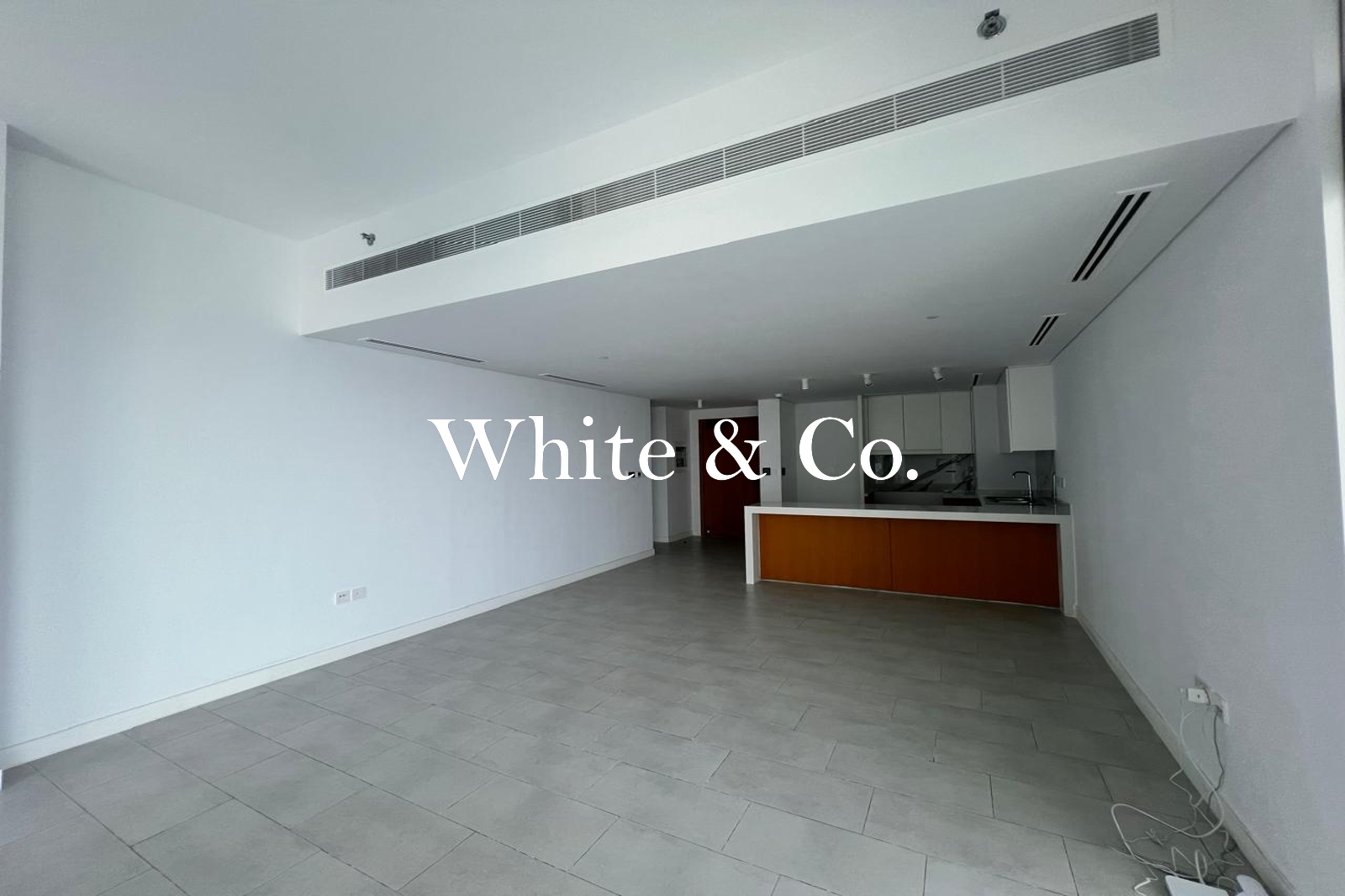 Vacant | Newly Furnished | Luxury Living