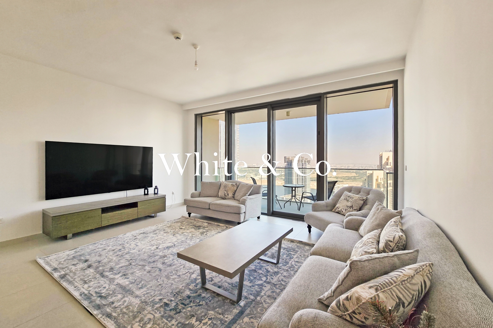 Luxury Living | Vacant 2 Bed | High Floor