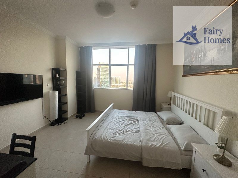 Furnished Two Beds For Sale With Full Lake View