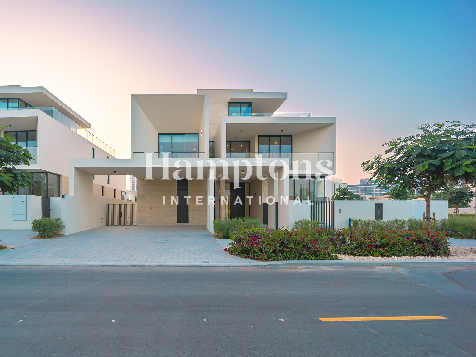 Corner Plot | Big Layout | B+G+1+Roof