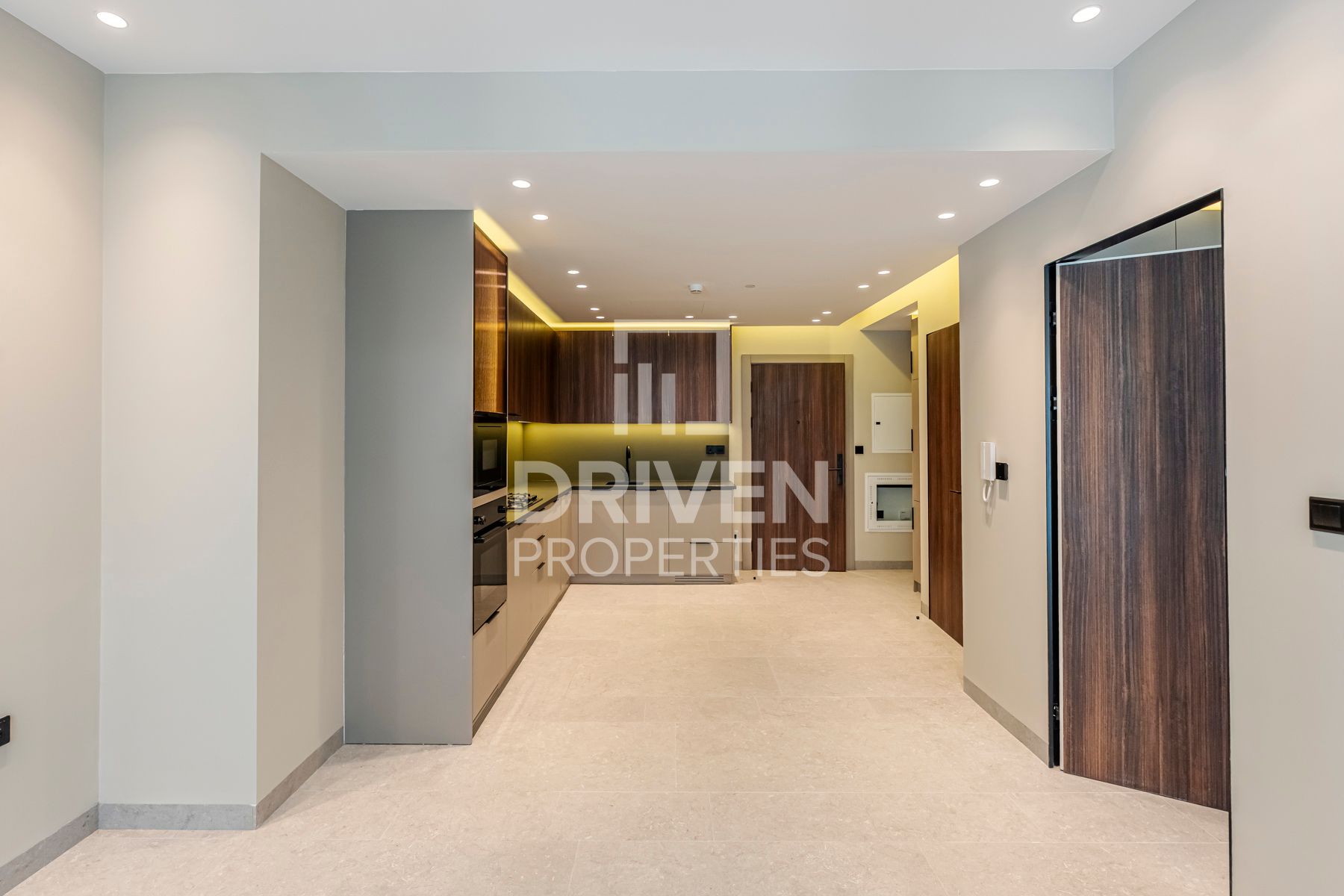 Brand New | 6 Cheques Available | Urban Living
