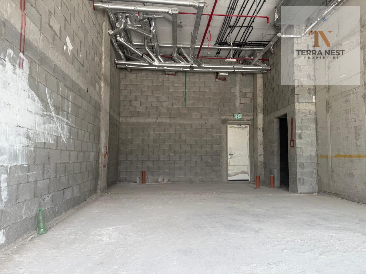 SHELL AND CORE SHOP | HIGH VISIBILILTY | SPACIOUS
