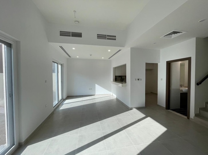 Townhouse for rent in Maha Townhouses, Town Square