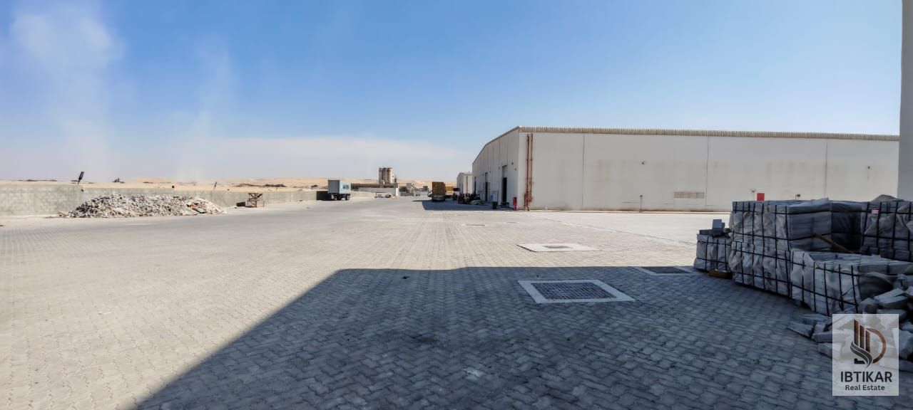 PRIME LOCATION OPEN YARD AVAILABLE IN INDUSTRIAL 10