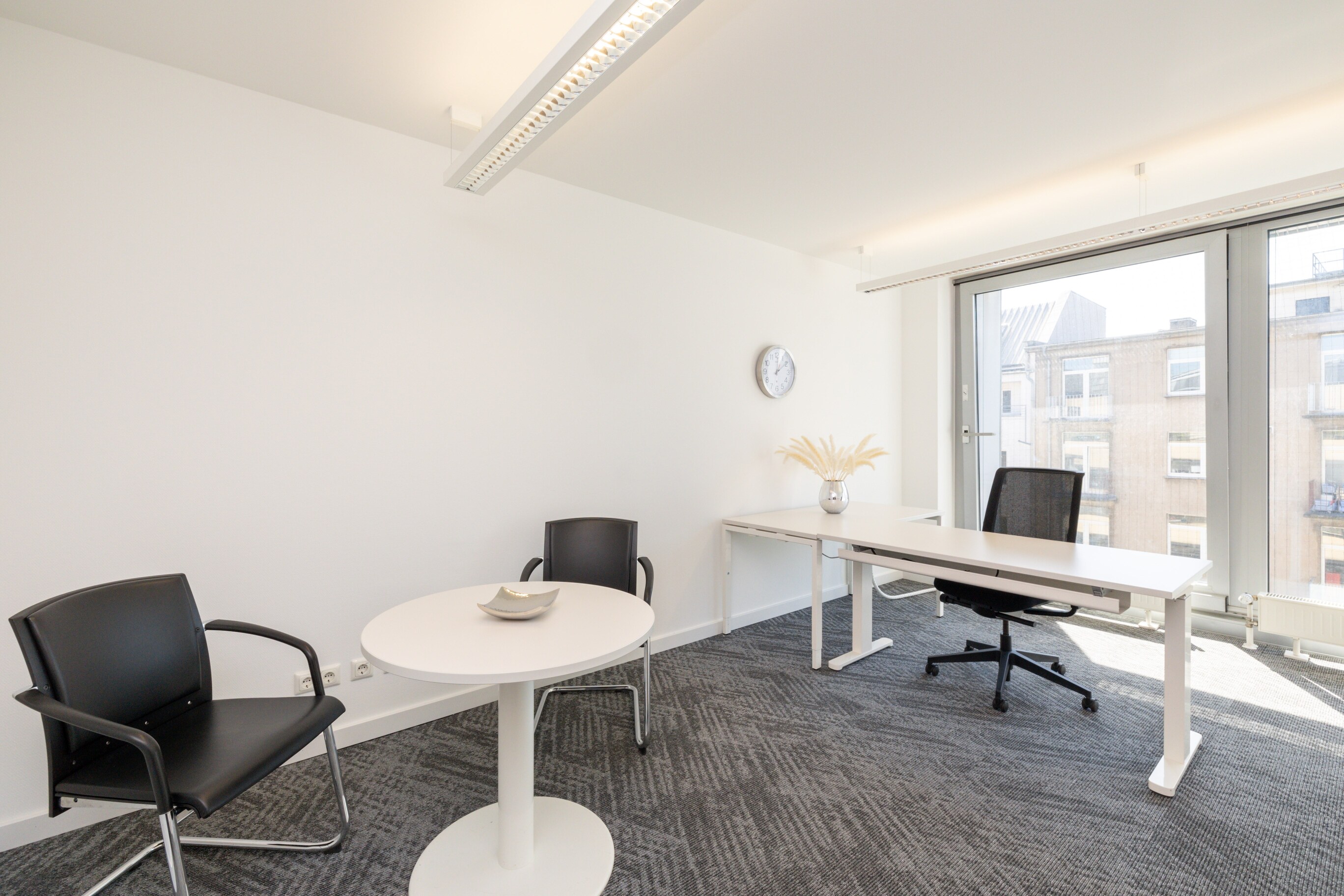 Office space for rent for 1 person in Dubai, Ibn Battuta Gate