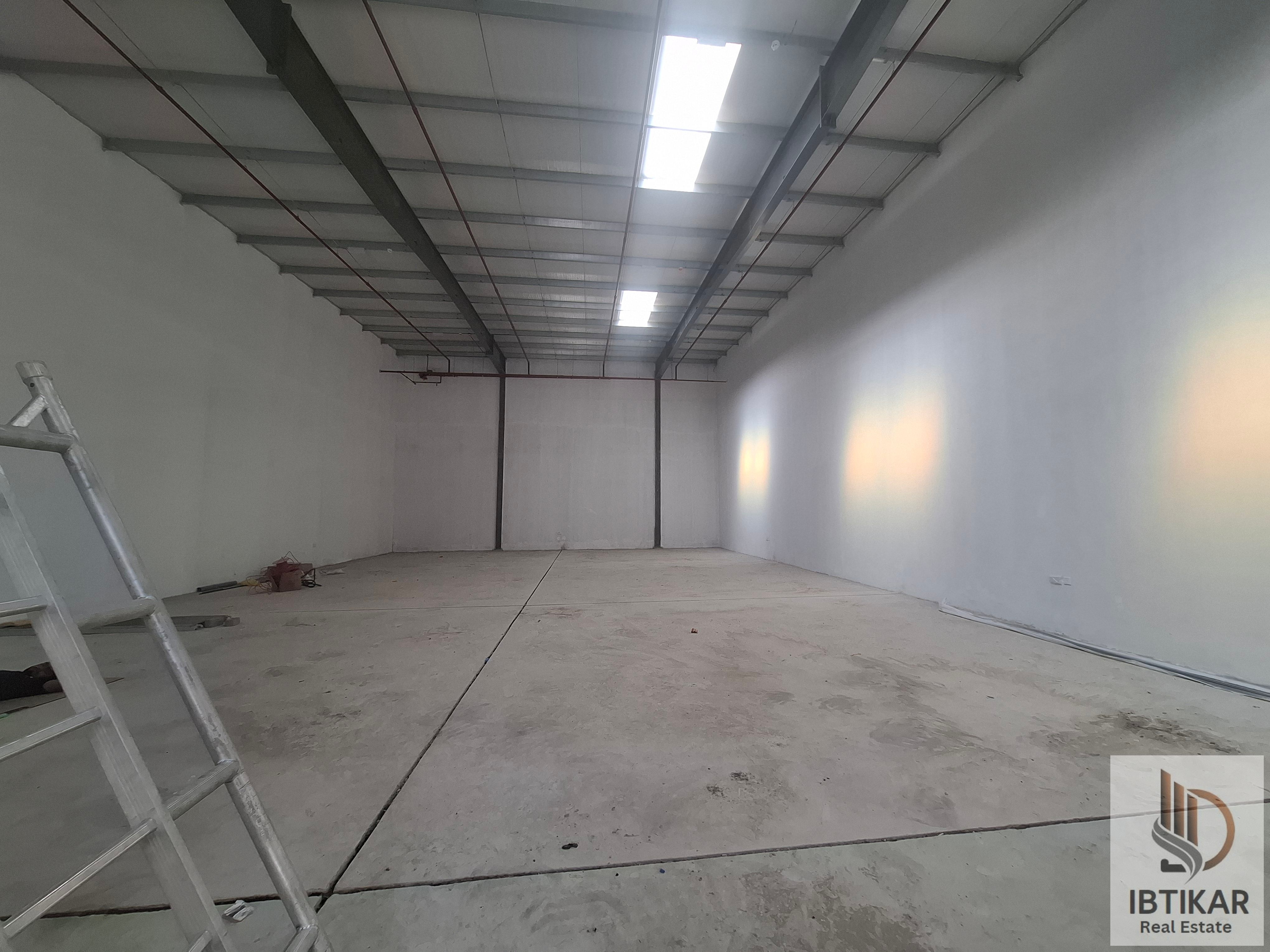 Hige Wearhouse for rent 20000sqft