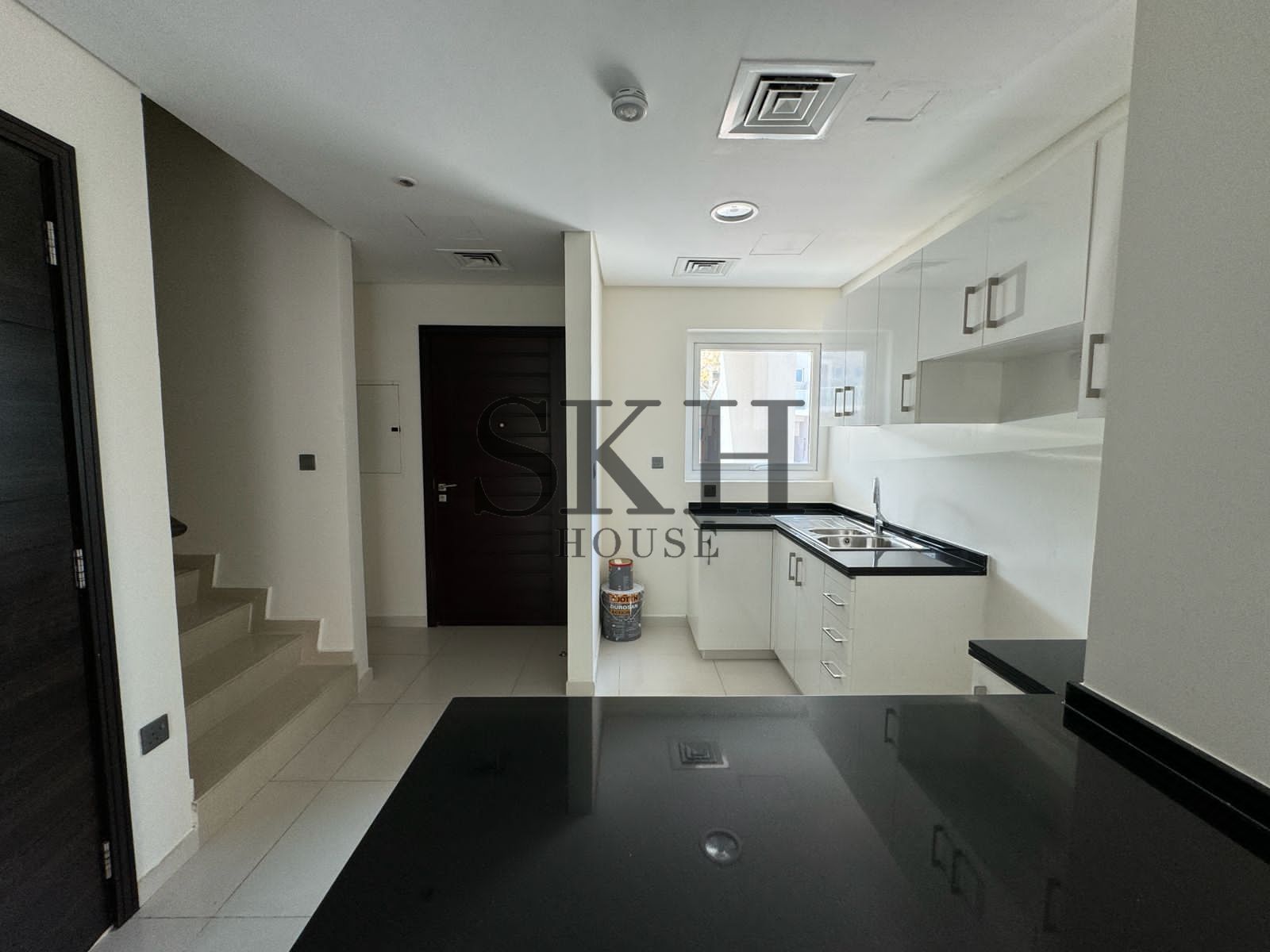 Magnificent 3 BR | SPACIOUS | Best Location