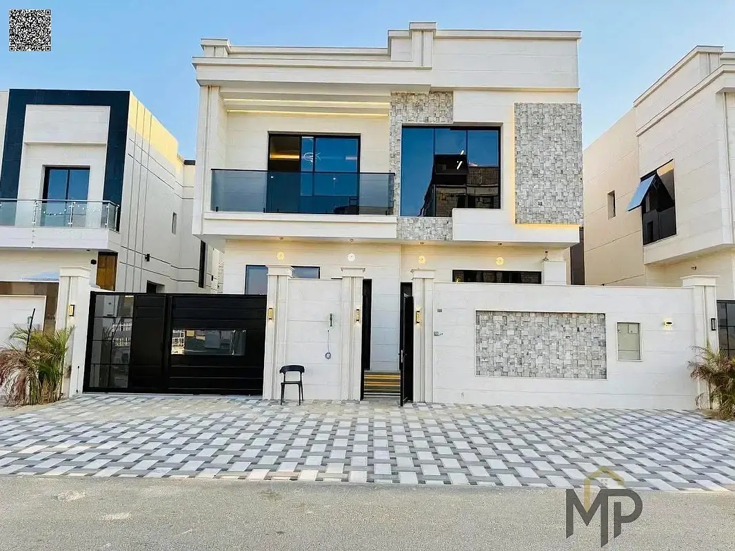 For sale directly from the owner: a modern villa near Sheikh Mohammed Bin Zayed Road, at a negotiable price.