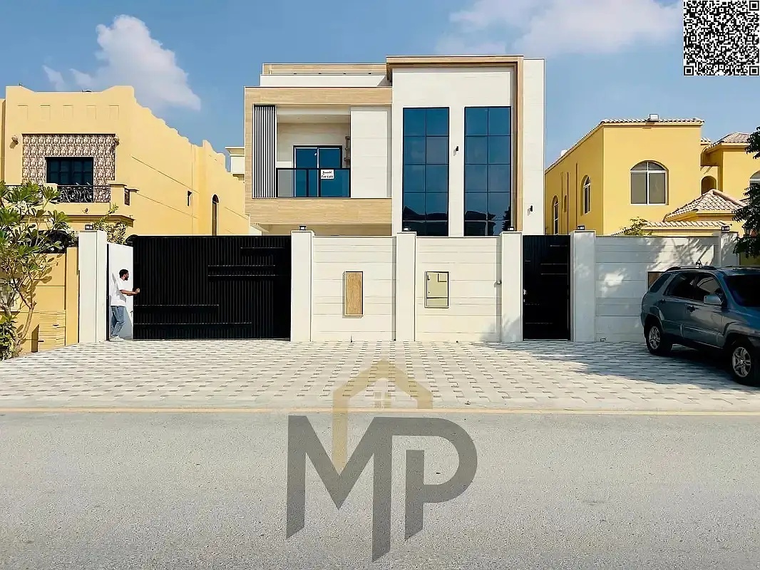 Villa with electricity and water included, on the main street, ready to move in, in one of the most prestigious areas of Ajman, behind Nesto. Freehold