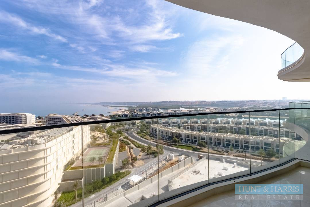 One Bedroom for Rent Mina Al Arab - High Floor - Canal & Hotel View